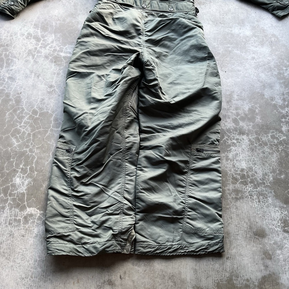 Vintage 60's Coverall Flying Men's USAF Vietnam Era Coveralls Size Small Green - Picture 8 of 9